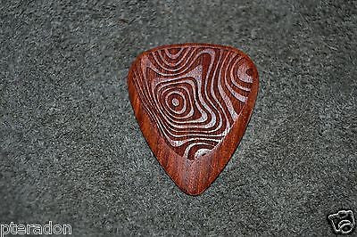 Timber Tones Laser Tones Grip Thumb Print Bloodwood