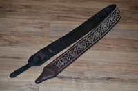 Carlino Triangle Tigereye Strap Brown Leather Guitar Strap