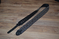 Carlino Parachute Swirl Strap