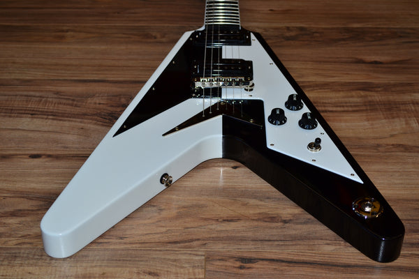 Dean USA Michael Schenker Retro Flying V Incoming – Carlino Guitars