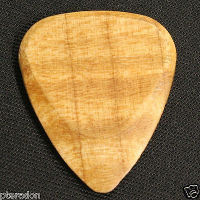 Timber Tones Exotic Wood Guitar Pick Curly Maple