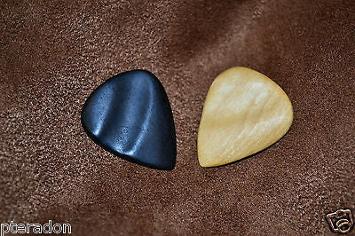 Timber Tones Guitar Picks 2pk Groovy Tones, Ebony, Katafray Exotic Wood Picks