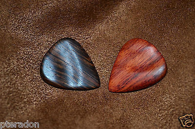 Timber Tones Guitar Picks 2pk Groovy Tones, Rosewood, Royal Blood RoseWood Picks